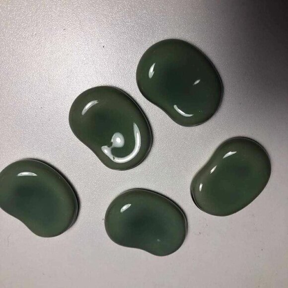 🛒$3 - 5  Kidney Shaped Chopstick Holder  Size 1.5"  #93-1 - Picture 1 of 2